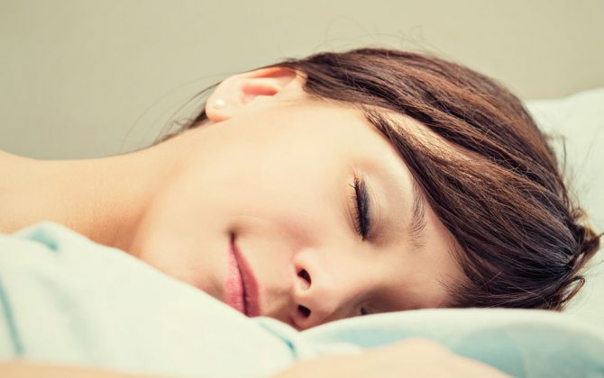 why-you-should-power-nap-regularly-daily-vibe